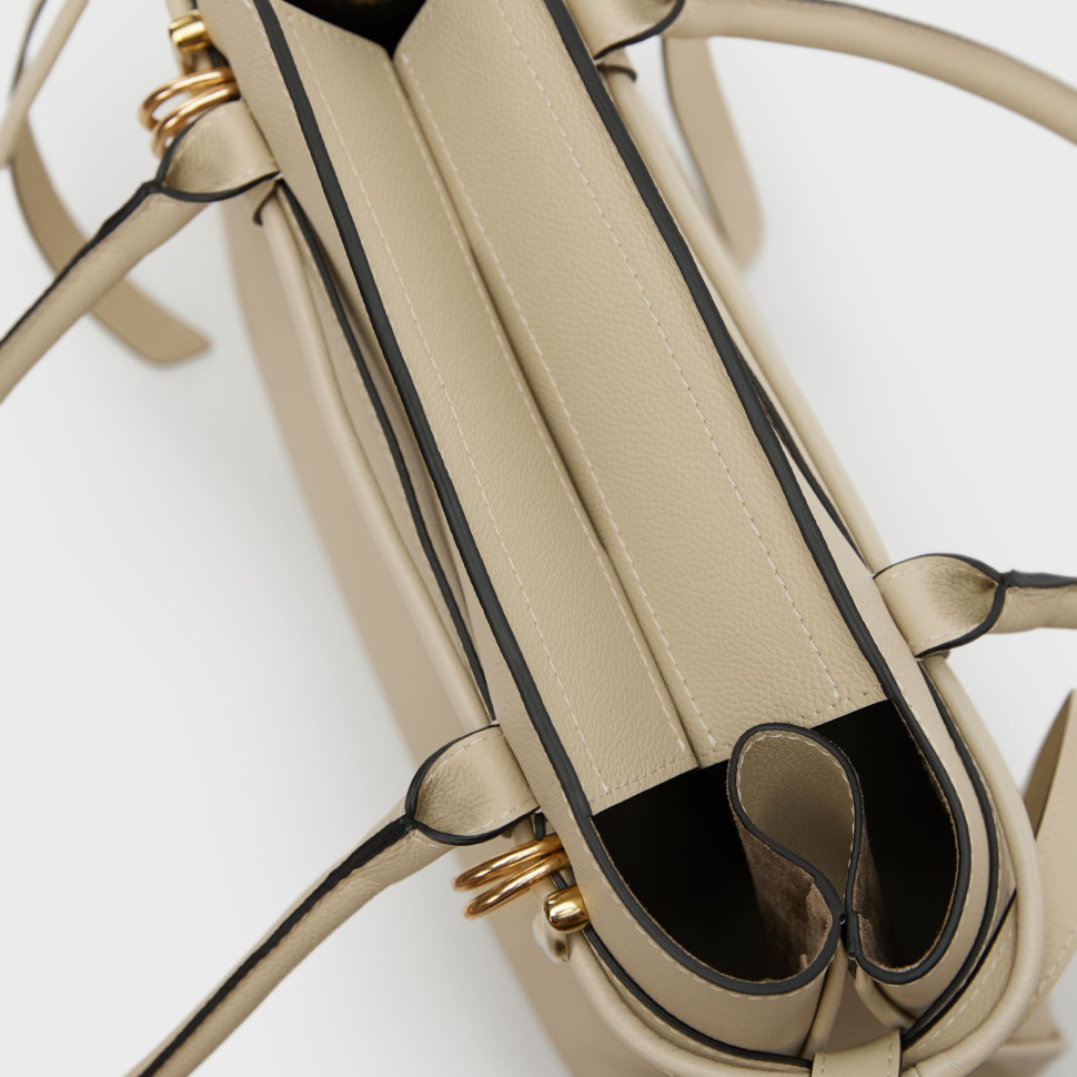 Truffle — Milk — фото 4. sku=TRUFFLE-LTH-MLK-GLD color=Milk Truffle — Milk — фото 4.